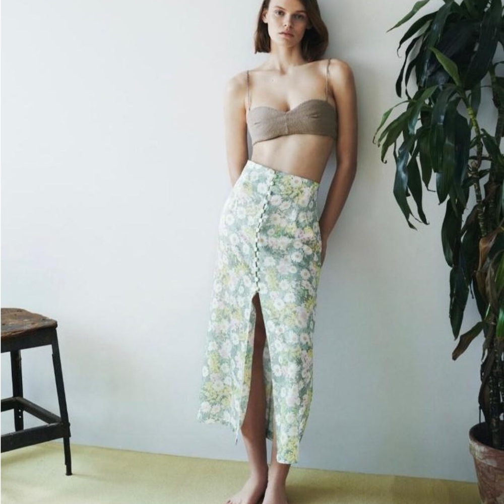 SATIN SKIRT WITH FLORAL PRINT ZARA XS